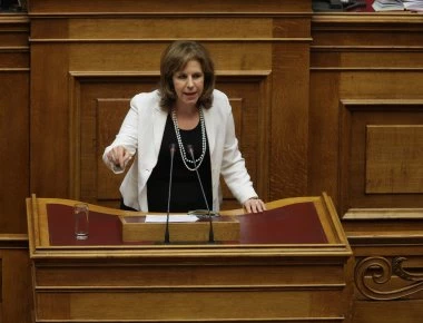 Ε.Χριστοφιλοπούλου για Ρουβίκωνα: «Ξεφτιλίζουν τη χώρα και η κυβέρνηση τους κοιτάει να κόβουν βόλτες με τον Κουφοντίνα»